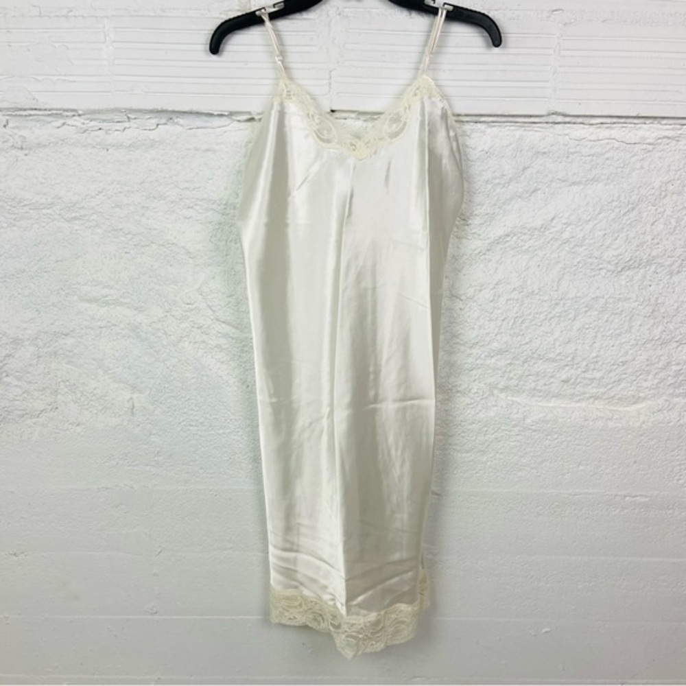 UNMENTIONABLES cream silky satin lace trim sexy midi slip dress / nightgown SZ M